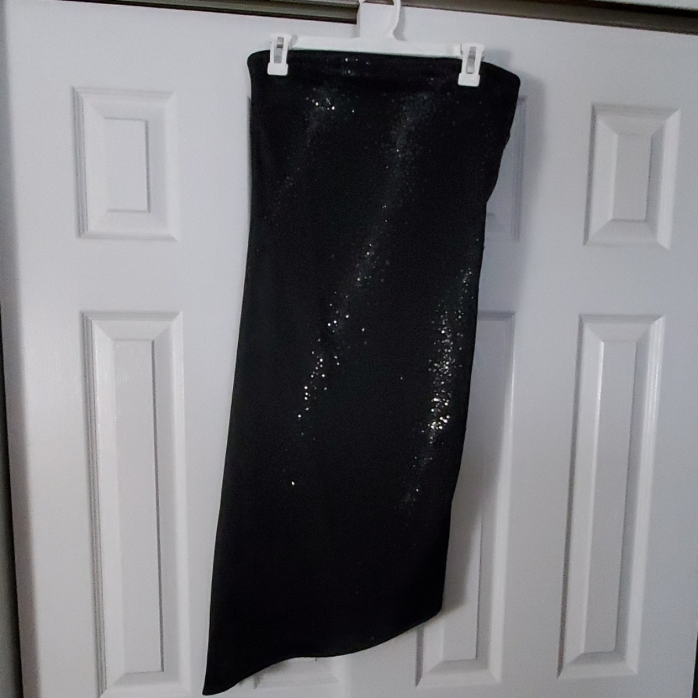 Strapless Sequins dress